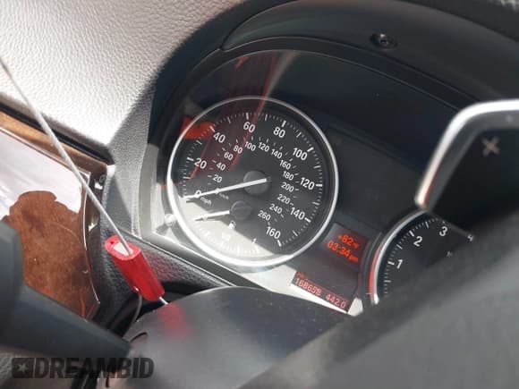 ✅ 2011 BMW 3 Series 335i xDrive • VIN: WBAPL5C50BA920375 • Лот: 42231009. Опубликован ранее на IAAI с пробегом 168 658 миль. Бесплатный доступ к архиву аукционных продаж из США и подробный отчёт об истории автомобиля на DreamBid. Изображение 7.