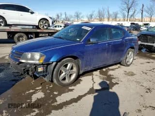 ✅ 2013 Dodge Avenger SXT • VIN: 1C3CDZCB8DN554046 • Лот: 88961945. Опубликован ранее на Copart с пробегом 182 125 миль. Бесплатный доступ к архиву аукционных продаж из США и подробный отчёт об истории автомобиля на DreamBid. Изображение 1.