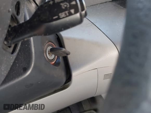 ✅ 2006 Toyota RAV4 • VIN: JTMBD35V465042265 • Lot: 43750140. Listed on IAAI with 191,362 mi. Free auction sales archive from the USA and detailed vehicle history report at DreamBid. Image 11.