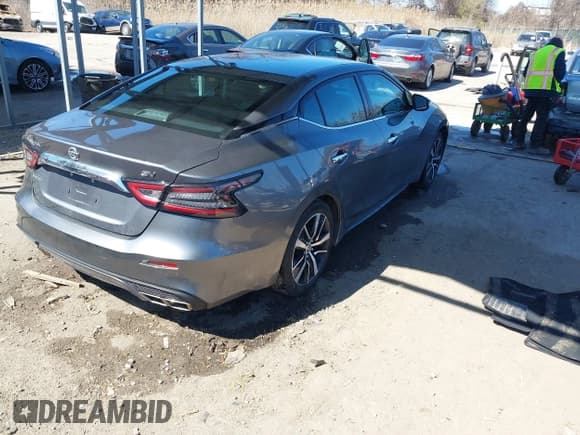 ✅ 2022 Nissan Maxima SV • VIN: 1N4AA6CV8NC503749 • Лот: 41835716. Опубликован ранее на IAAI с пробегом 52 148 миль. Бесплатный доступ к архиву аукционных продаж из США и подробный отчёт об истории автомобиля на DreamBid. Изображение 4.