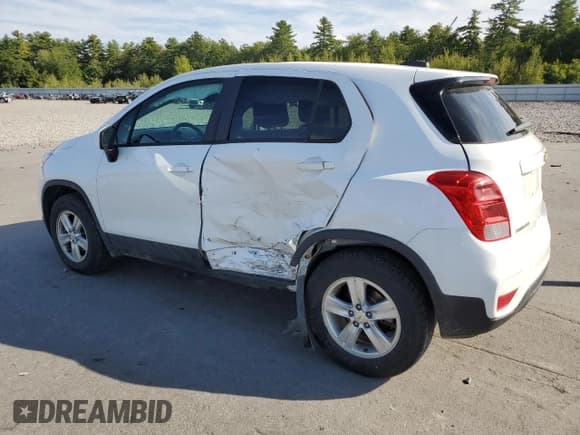✅ 2020 Chevrolet Trax LS • VIN: KL7CJNSB5LB320927 • Lot: 80780325. Listed on Copart with 59,329 mi. Free auction sales archive from the USA and detailed vehicle history report at DreamBid. Image 2.