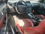 ✅ 2013 Hyundai Genesis Coupe Premium • VIN: KMHHT6KD9DU097982 • Lot: 46142525. Wystawiony na Copart z przebiegiem 118 447 mil. Bezpłatny archiwum sprzedaży aukcyjnych z USA i szczegółowy raport historii pojazdu na DreamBid. Zdjęcie 8.