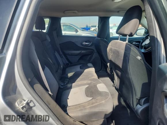 ✅ 2014 Jeep Cherokee Latitude • VIN: 1C4PJMCSXEW232304 • Lot: 62127125. Wystawiony na Copart z przebiegiem 168 602 mil. Bezpłatny archiwum sprzedaży aukcyjnych z USA i szczegółowy raport historii pojazdu na DreamBid. Zdjęcie 11.