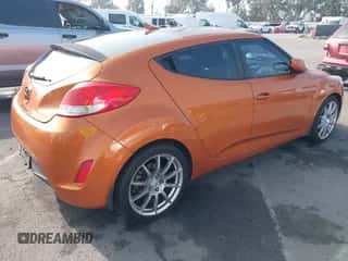2013 Hyundai Veloster w/Black Int with VIN KMHTC6AD5DU172737, listed as a IAAI auction lot 43608051 with 158,193 mi miles and . Bid and sale history available at DreamBid. Image 4.