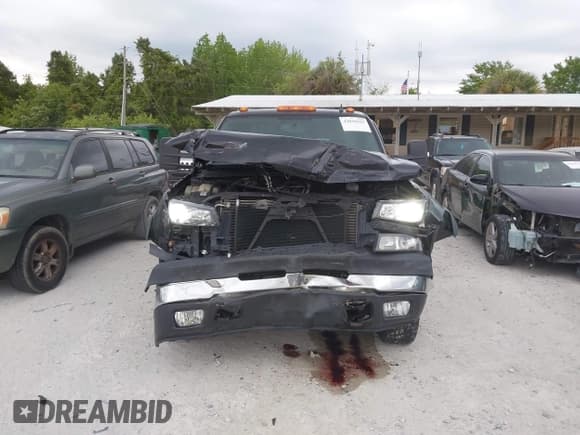✅ 2007 Chevrolet Silverado 2500HD LT1 • VIN: 1GCHK23D07F140810 • Lot: 42036025. Wystawiony na IAAI z przebiegiem 230 002 mil. Bezpłatny archiwum sprzedaży aukcyjnych z USA i szczegółowy raport historii pojazdu na DreamBid. Zdjęcie 12.