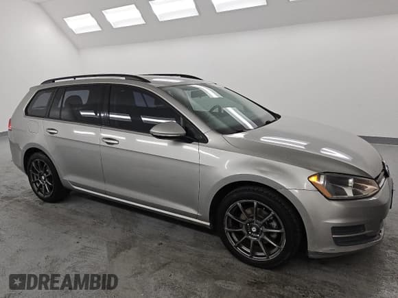 ✅ 2016 Volkswagen Golf TSI S • VIN: 3VWC17AU7GM515196 • Лот: 80638045. Опубликован ранее на Copart с пробегом 170 773 миль. Бесплатный доступ к архиву аукционных продаж из США и подробный отчёт об истории автомобиля на DreamBid. Изображение 4.