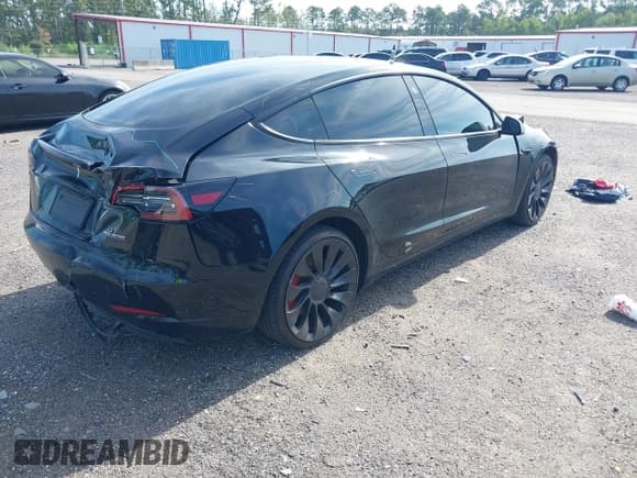 ✅ 2023 Tesla Model 3 Performance • VIN: 5YJ3E1EC4PF582025 • Лот: 42908283. Опубликован ранее на IAAI с пробегом 69 493 миль. Бесплатный доступ к архиву аукционных продаж из США и подробный отчёт об истории автомобиля на DreamBid. Изображение 4.