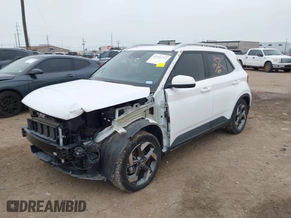 ✅ 2022 Hyundai Venue Limited • VIN: KMHRC8A34NU168595 • Lot: 41321713. Listed on IAAI with 3,852 mi. Free auction sales archive from the USA and detailed vehicle history report at DreamBid. Image 18.