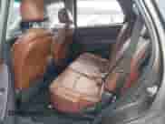 2008 Hyundai Veracruz GLS z VIN KM8NU73C38U069385, wystawiony jako IAAI lot #41553831 z przebiegiem 215 000 mil mil oraz . Historia ofert i sprzedaży dostępna na DreamBid. Obrazek 8.