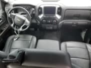 ✅ 2020 Chevrolet Silverado 1500 LT • VIN: 3GCUYDED1LG333207 • Lot: 77328694. Wystawiony na Copart z przebiegiem Nie podano. Bezpłatny archiwum sprzedaży aukcyjnych z USA i szczegółowy raport historii pojazdu na DreamBid. Zdjęcie 8.