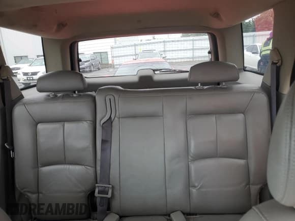 ✅ 2005 Saturn VUE • VIN: 5GZCZ63425S831580 • Lot: 44013995. Wystawiony na Copart z przebiegiem 105 077 mil. Bezpłatny archiwum sprzedaży aukcyjnych z USA i szczegółowy raport historii pojazdu na DreamBid. Zdjęcie 10.