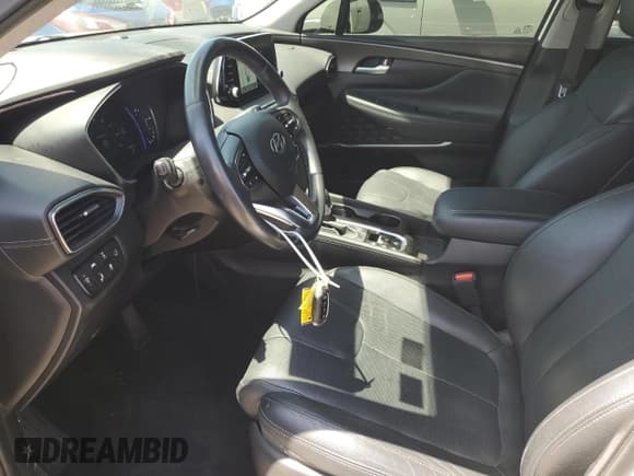 ✅ 2019 Hyundai Santa Fe Ultimate • VIN: 5NMS5CAA9KH077388 • Lot: 56836004. Wystawiony na Copart z przebiegiem 83 835 mil. Bezpłatny archiwum sprzedaży aukcyjnych z USA i szczegółowy raport historii pojazdu na DreamBid. Zdjęcie 7.