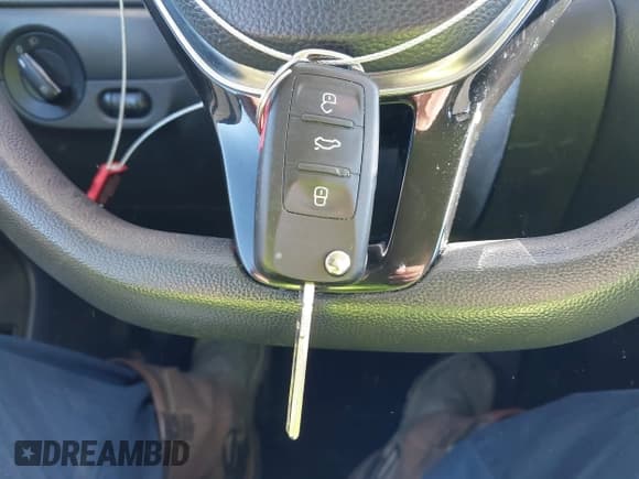 ✅ 2015 Volkswagen Jetta S • VIN: 3VW2K7AJ8FM201568 • Lot: 43557907. Wystawiony na IAAI z przebiegiem 72 780 mil. Bezpłatny archiwum sprzedaży aukcyjnych z USA i szczegółowy raport historii pojazdu na DreamBid. Zdjęcie 11.