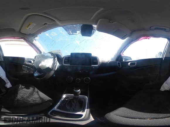 ✅ 2022 Hyundai Venue SE • VIN: KMHRB8A30NU177247 • Lot: 42077175. Listed on IAAI with 28,296 mi. Free auction sales archive from the USA and detailed vehicle history report at DreamBid. Image 19.