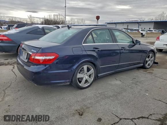 ✅ 2011 Mercedes-Benz E 350 Luxury • VIN: WDDHF8HB0BA482865 • Lot: 95728695. Listed on Copart with 129,513 mi. Free auction sales archive from the USA and detailed vehicle history report at DreamBid. Image 3.