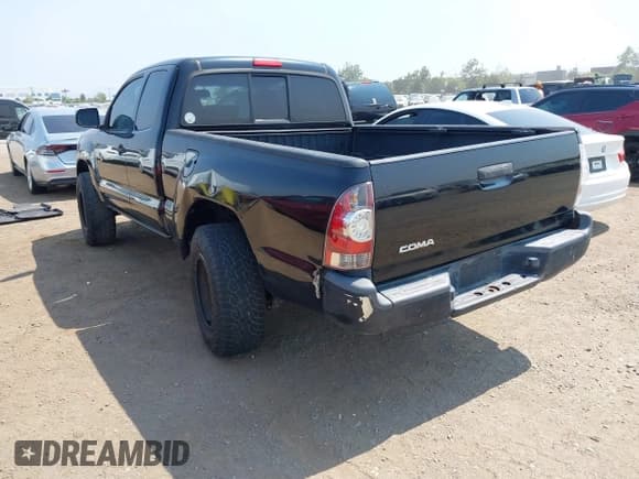 ✅ 2013 Toyota Tacoma • VIN: 5TFTX4CNXDX029302 • Lot: 42636315. Wystawiony na IAAI z przebiegiem 181 785 mil. Bezpłatny archiwum sprzedaży aukcyjnych z USA i szczegółowy raport historii pojazdu na DreamBid. Zdjęcie 3.