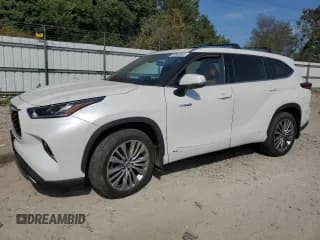 ✅ 2021 Toyota Highlander Hybrid Platinum • VIN: 5TDEBRCH0MS054245 • Lot: 83980895. Listed on Copart with 38,749 mi. Free auction sales archive from the USA and detailed vehicle history report at DreamBid. Image 1.