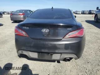 ✅ 2013 Hyundai Genesis Coupe Premium • VIN: KMHHT6KDXDU092323 • Lot: 47131065. Wystawiony na Copart z przebiegiem 144 850 mil. Bezpłatny archiwum sprzedaży aukcyjnych z USA i szczegółowy raport historii pojazdu na DreamBid. Zdjęcie 6.