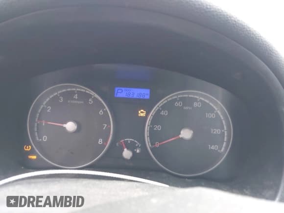 ✅ 2010 Hyundai Accent GS • VIN: KMHCM3ACXAU157584 • Лот: 41406776. Опубликован ранее на IAAI с пробегом 183 188 миль. Бесплатный доступ к архиву аукционных продаж из США и подробный отчёт об истории автомобиля на DreamBid. Изображение 7.