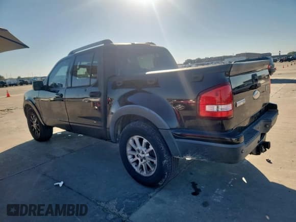 ✅ 2007 Ford Explorer Sport Trac Limited • VIN: 1FMEU33827UA11237 • Lot: 91861265. Listed on Copart with 258,331 mi. Free auction sales archive from the USA and detailed vehicle history report at DreamBid. Image 2.