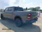 2020 Ram 1500 Rebel z VIN 1C6SRFLM8LN202602, wystawiony jako IAAI lot #42585757 z przebiegiem 46 177 mil mil oraz . Historia ofert i sprzedaży dostępna na DreamBid. Obrazek 3.