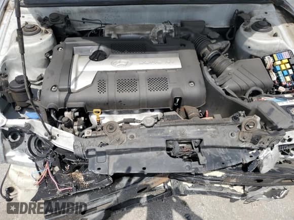 ✅ 2006 Hyundai Elantra GLS • VIN: KMHDN46D96U307118 • Lot: 61783465. Wystawiony na Copart z przebiegiem 177 345 mil. Bezpłatny archiwum sprzedaży aukcyjnych z USA i szczegółowy raport historii pojazdu na DreamBid. Zdjęcie 11.