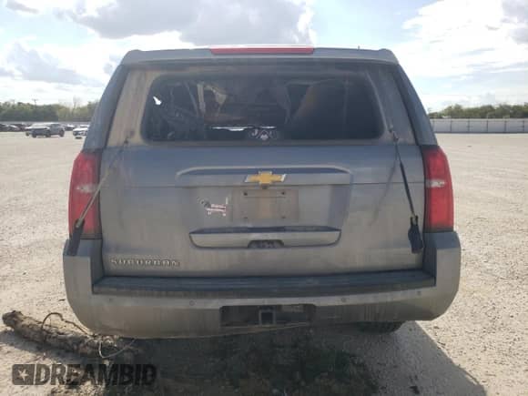 2020 Chevrolet Suburban LS с VIN 1GNSCGKCXLR277813, выставлен на аукционе Copart как лот 73107294 с пробегом Не указан миль и На запчасти • Non repairable. История ставок и продаж доступна на DreamBid. Изображение 6.