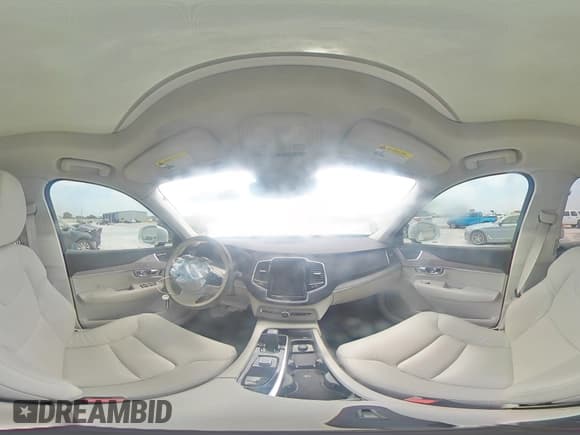 ✅ 2024 Volvo XC90 Plus Bright Theme • VIN: YV4062PE0R1219881 • Lot: 70377215. Wystawiony na Copart z przebiegiem Nie podano. Bezpłatny archiwum sprzedaży aukcyjnych z USA i szczegółowy raport historii pojazdu na DreamBid. Zdjęcie 15.