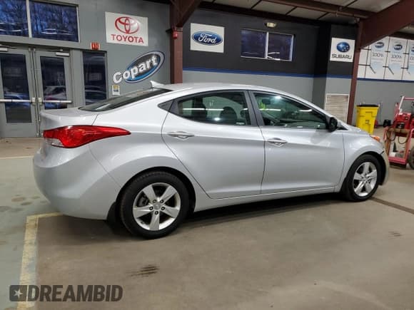 ✅ 2013 Hyundai Elantra Limited • VIN: 5NPDH4AE7DH403932 • Lot: 91611895. Listed on Copart with 109,798 mi. Free auction sales archive from the USA and detailed vehicle history report at DreamBid. Image 3.