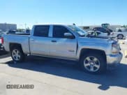 ✅ 2018 Chevrolet Silverado 1500 LT • VIN: 3GCPCREC9JG586160 • Lot: 43568321. Wystawiony na IAAI z przebiegiem 51 386 mil. Bezpłatny archiwum sprzedaży aukcyjnych z USA i szczegółowy raport historii pojazdu na DreamBid. Zdjęcie 14.