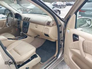 ✅ 2002 Mercedes-Benz M 320/430/500 • VIN: 4JGAB54E82A370803 • Lot: 43747703. Listed on IAAI with 207,206 mi. Free auction sales archive from the USA and detailed vehicle history report at DreamBid. Image 5.