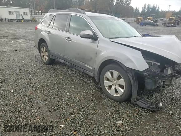 ✅ 2011 Subaru Outback Premium • VIN: 4S4BRBGCXB3338612 • Lot: 91410945. Listed on Copart with Not provided. Free auction sales archive from the USA and detailed vehicle history report at DreamBid. Image 15.