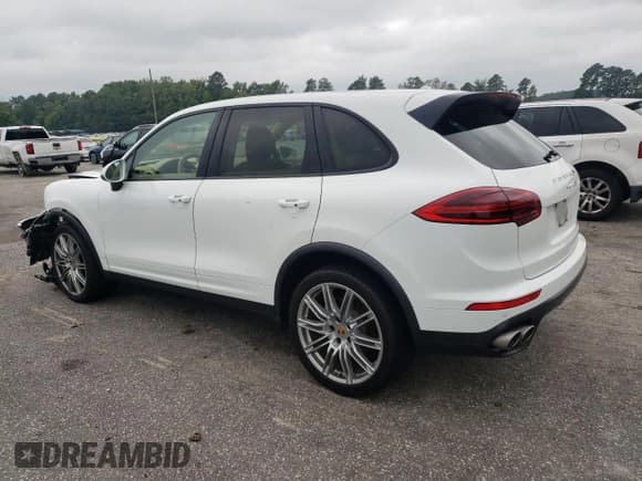 ✅ 2017 Porsche Cayenne S • VIN: WP1AB2A26HLA52025 • Lot: 68247605. Wystawiony na Copart z przebiegiem 88 362 mil. Bezpłatny archiwum sprzedaży aukcyjnych z USA i szczegółowy raport historii pojazdu na DreamBid. Zdjęcie 2.