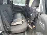 ✅ 2015 GMC Canyon 2WD SLE • VIN: 1GTG5BE36F1257438 • Lot: 70214195. Wystawiony na Copart z przebiegiem 351 040 mil. Bezpłatny archiwum sprzedaży aukcyjnych z USA i szczegółowy raport historii pojazdu na DreamBid. Zdjęcie 10.