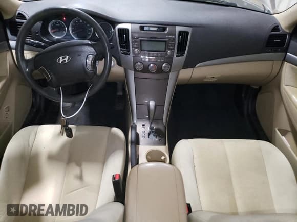 ✅ 2009 Hyundai Sonata GLS • VIN: 5NPET46C89H478334 • Lot: 82604985. Listed on Copart with 93,893 mi. Free auction sales archive from the USA and detailed vehicle history report at DreamBid. Image 8.