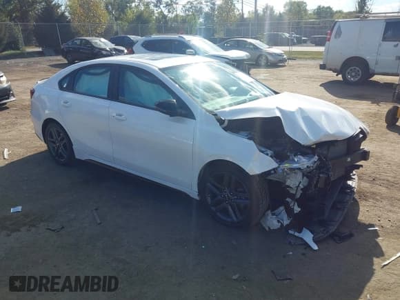 ✅ 2021 Kia Forte GT-Line • VIN: 3KPF34AD9ME365039 • Lot: 43387870. Listed on IAAI with 65,502 mi. Free auction sales archive from the USA and detailed vehicle history report at DreamBid. Image 1.