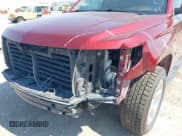 ✅ 2018 Chevrolet Suburban LT • VIN: 1GNSCHKC0JR352313 • Lot: 43152195. Wystawiony na IAAI z przebiegiem 118 856 mil. Bezpłatny archiwum sprzedaży aukcyjnych z USA i szczegółowy raport historii pojazdu na DreamBid. Zdjęcie 6.