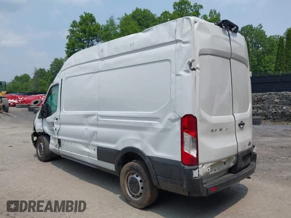 ✅ 2023 Ford Transit Cargo • VIN: 1FTBR1X81PKB01837 • Lot: 42489358. Listed on IAAI with 68,143 mi. Free auction sales archive from the USA and detailed vehicle history report at DreamBid. Image 3.
