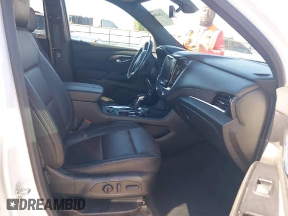 2022 Chevrolet Traverse High Country с VIN 1GNEVNKW7NJ195173, выставлен на аукционе IAAI как лот 43364388 с пробегом 21 132 миль миль и . История ставок и продаж доступна на DreamBid. Изображение 5.