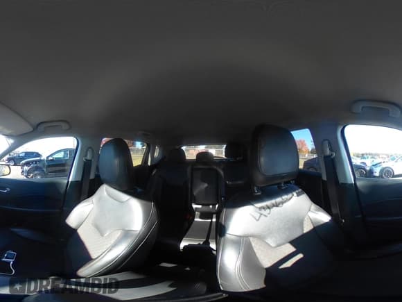 ✅ 2021 Jeep Compass Latitude • VIN: 3C4NJDBB8MT517757 • Lot: 43473805. Listed on IAAI with 129,989 mi. Free auction sales archive from the USA and detailed vehicle history report at DreamBid. Image 18.