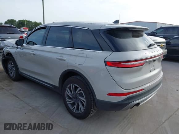 ✅ 2024 Lincoln Corsair Premiere • VIN: 5LMCJ1CA0RUL15867 • Lot: 42618425. Listed on IAAI with 25,039 mi. Free auction sales archive from the USA and detailed vehicle history report at DreamBid. Image 3.