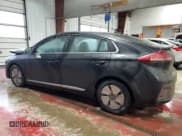 ✅ 2022 Hyundai Ioniq SE • VIN: KMHC75LC3NU275238 • Lot: 44424765. Wystawiony na Copart z przebiegiem 69 488 mil. Bezpłatny archiwum sprzedaży aukcyjnych z USA i szczegółowy raport historii pojazdu na DreamBid. Zdjęcie 2.