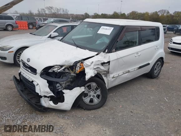 ✅ 2013 Kia Soul • VIN: KNDJT2A51D7549267 • Lot: 43648212. Listed on IAAI with 263,777 mi. Free auction sales archive from the USA and detailed vehicle history report at DreamBid. Image 2.