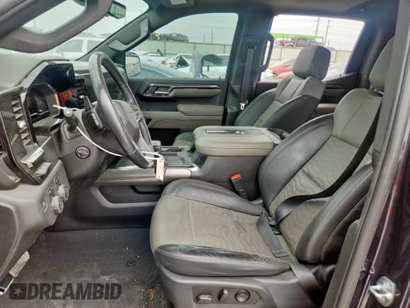 ✅ 2022 Chevrolet Silverado 1500 ZR2 • VIN: 3GCUDHEL3NG680812 • Lot: 67060195. Wystawiony na Copart z przebiegiem 54 660 mil. Bezpłatny archiwum sprzedaży aukcyjnych z USA i szczegółowy raport historii pojazdu na DreamBid. Zdjęcie 7.