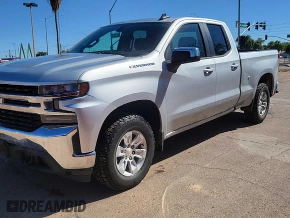 ✅ 2020 Chevrolet Silverado 1500 LT • VIN: 1GCRYDED4LZ121987 • Lot: 92776545. Wystawiony na Copart z przebiegiem 94 905 mil. Bezpłatny archiwum sprzedaży aukcyjnych z USA i szczegółowy raport historii pojazdu na DreamBid. Zdjęcie 2.