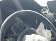 ✅ 2023 Lexus IS 500 F Sport Performance • VIN: JTHAP1D22P5002345 • Lot: 42068473. Wystawiony na IAAI z przebiegiem 27 998 mil. Bezpłatny archiwum sprzedaży aukcyjnych z USA i szczegółowy raport historii pojazdu na DreamBid. Zdjęcie 16.