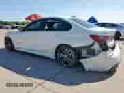 2021 BMW 3 Series 330i z VIN 3MW5R1J02M8C15436, wystawiony jako Copart lot #69011845 z przebiegiem 38 714 mil mil oraz Czysty tytuł • Clean title. Historia ofert i sprzedaży dostępna na DreamBid. Obrazek 2.
