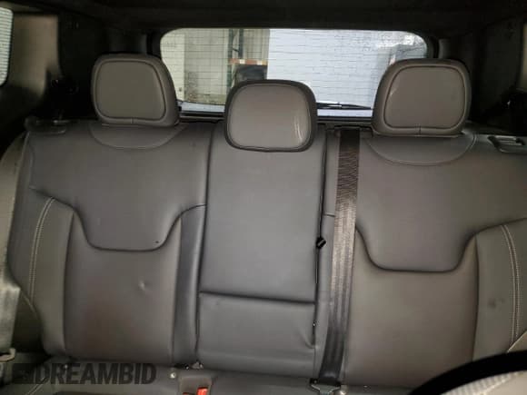 ✅ 2020 Jeep Renegade Latitude • VIN: ZACNJBB1XLPL65222 • Lot: 86848675. Listed on Copart with 36,538 mi. Free auction sales archive from the USA and detailed vehicle history report at DreamBid. Image 10.