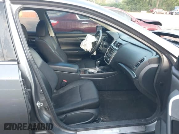 ✅ 2018 Nissan Altima SR • VIN: 1N4AL3AP2JC104584 • Lot: 39818979. Wystawiony na IAAI z przebiegiem 62 491 mil. Bezpłatny archiwum sprzedaży aukcyjnych z USA i szczegółowy raport historii pojazdu na DreamBid. Zdjęcie 5.