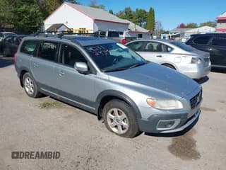 ✅ 2008 Volvo XC70 • VIN: YV4BZ982081019000 • Lot: 43312934. Listed on IAAI with 151,615 mi. Free auction sales archive from the USA and detailed vehicle history report at DreamBid. Image 1.